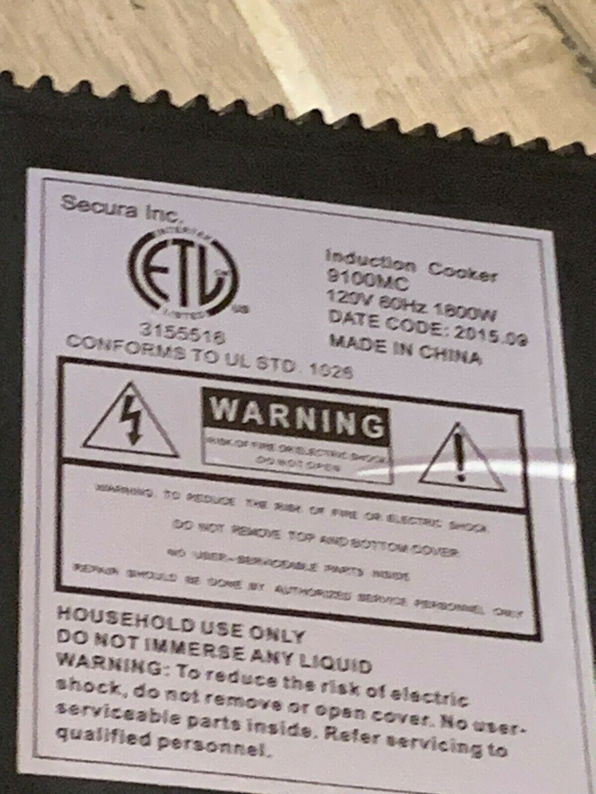 Duxtop 1800W Portable Induction Cooktop Countertop Burner, Black 9100MC/BT-M20B - Fresh Stock Dated February 2026