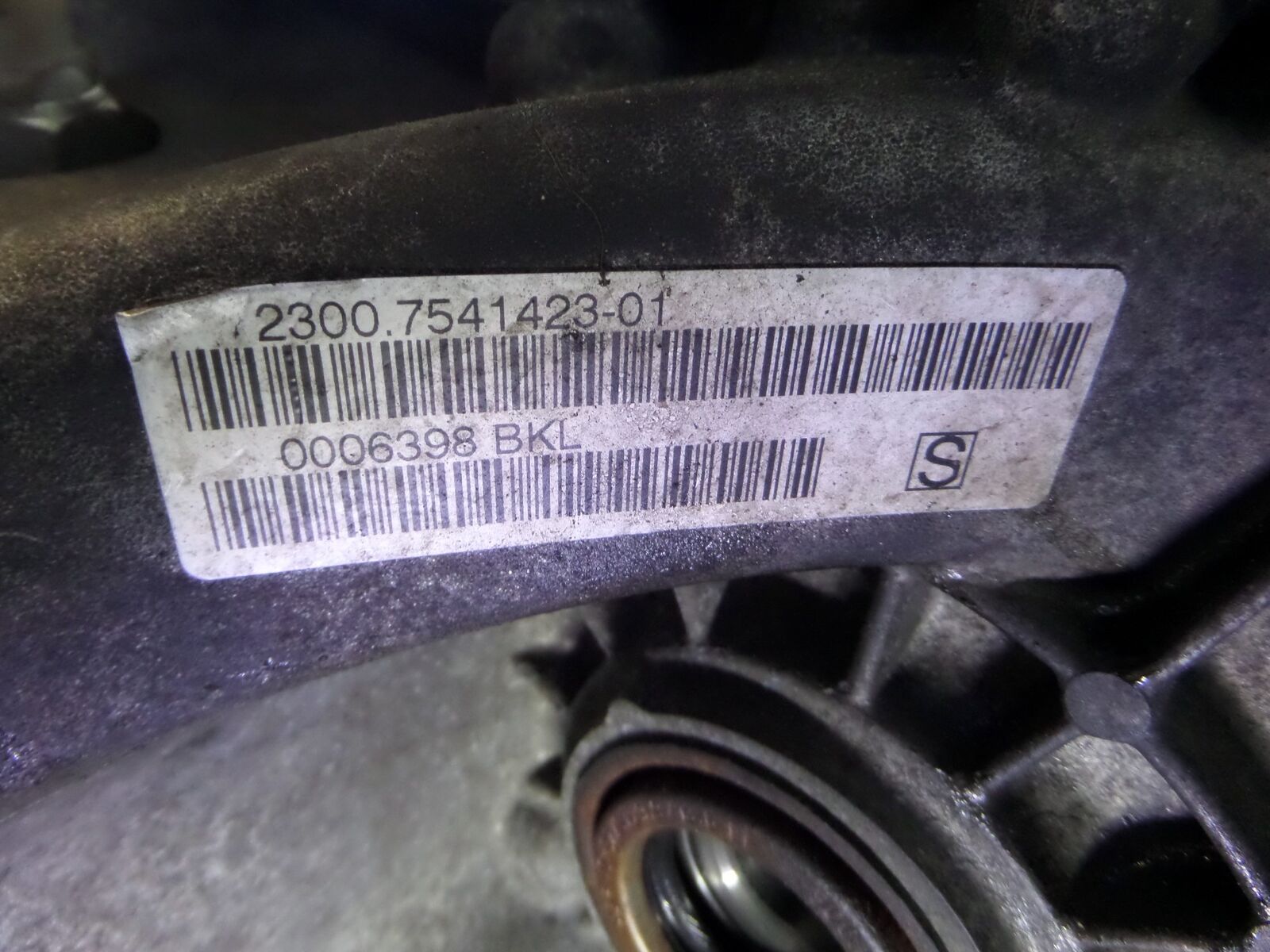 Mini Cooper S 6 Speed Manual Transmission R53 02-06 2300.7541423-01 0006398 BKL - Fresh Stock Dated February 2026