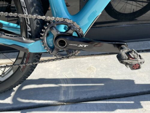 Yeti Arc, Enve M525 - Fresh Stock Dated February 2026