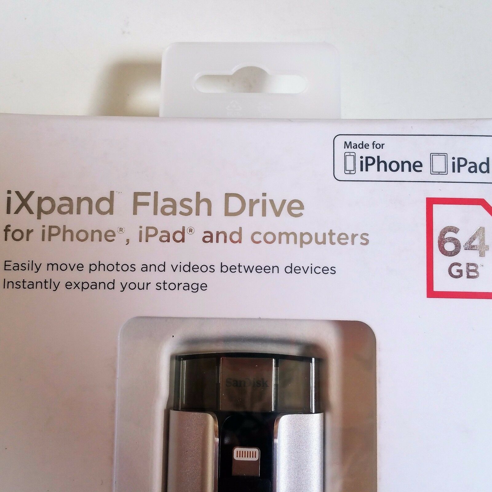 SanDisk iXpand 64GB Mobile Flash Drive Lightning connector for iPhones NEW OEM - Fresh Stock Dated February 2026