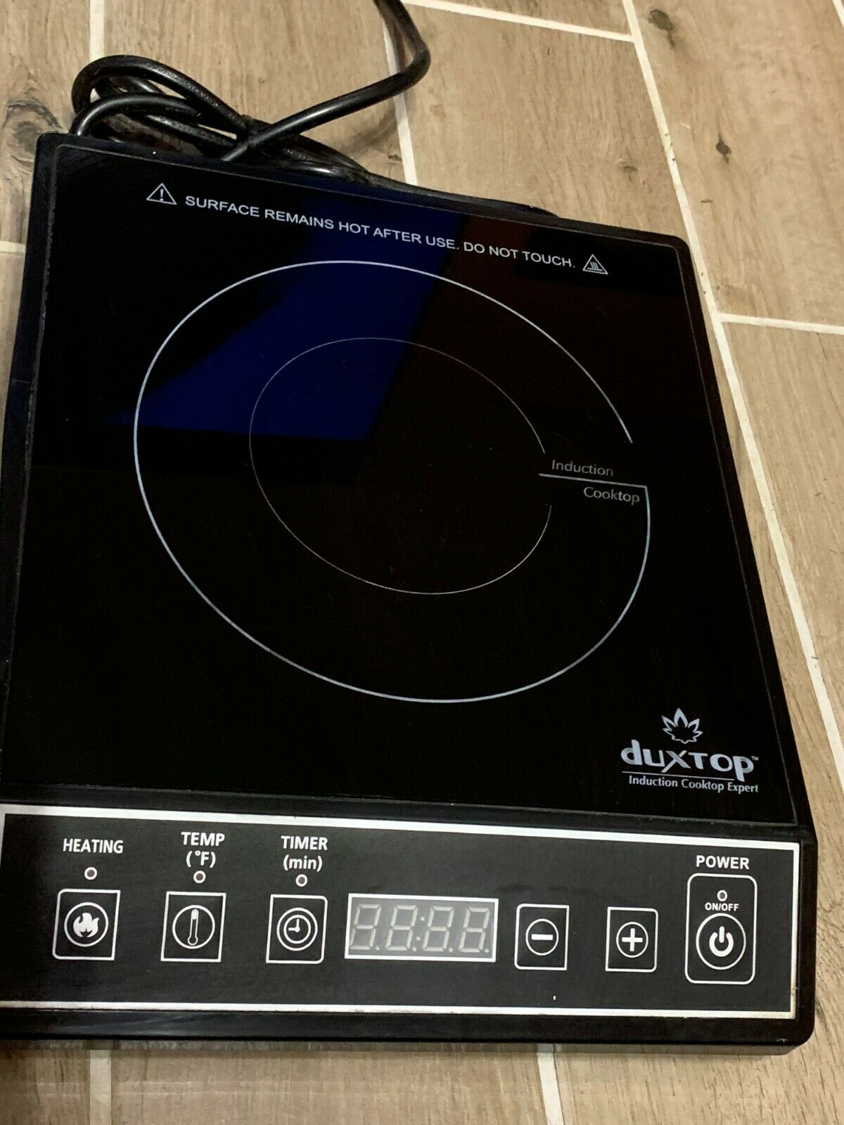 Duxtop 1800W Portable Induction Cooktop Countertop Burner, Black 9100MC/BT-M20B - Fresh Stock Dated February 2026