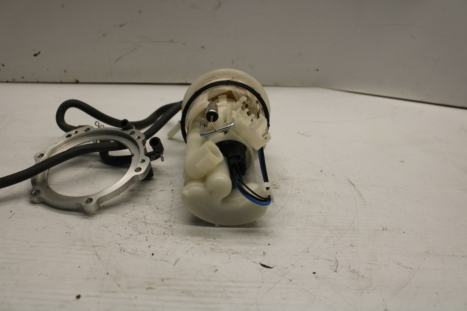 06 YAMAHA YZF R1 FUEL PUMP GAS PETROL SENDER UNIT  BB282 - Fresh Stock Dated February 2026