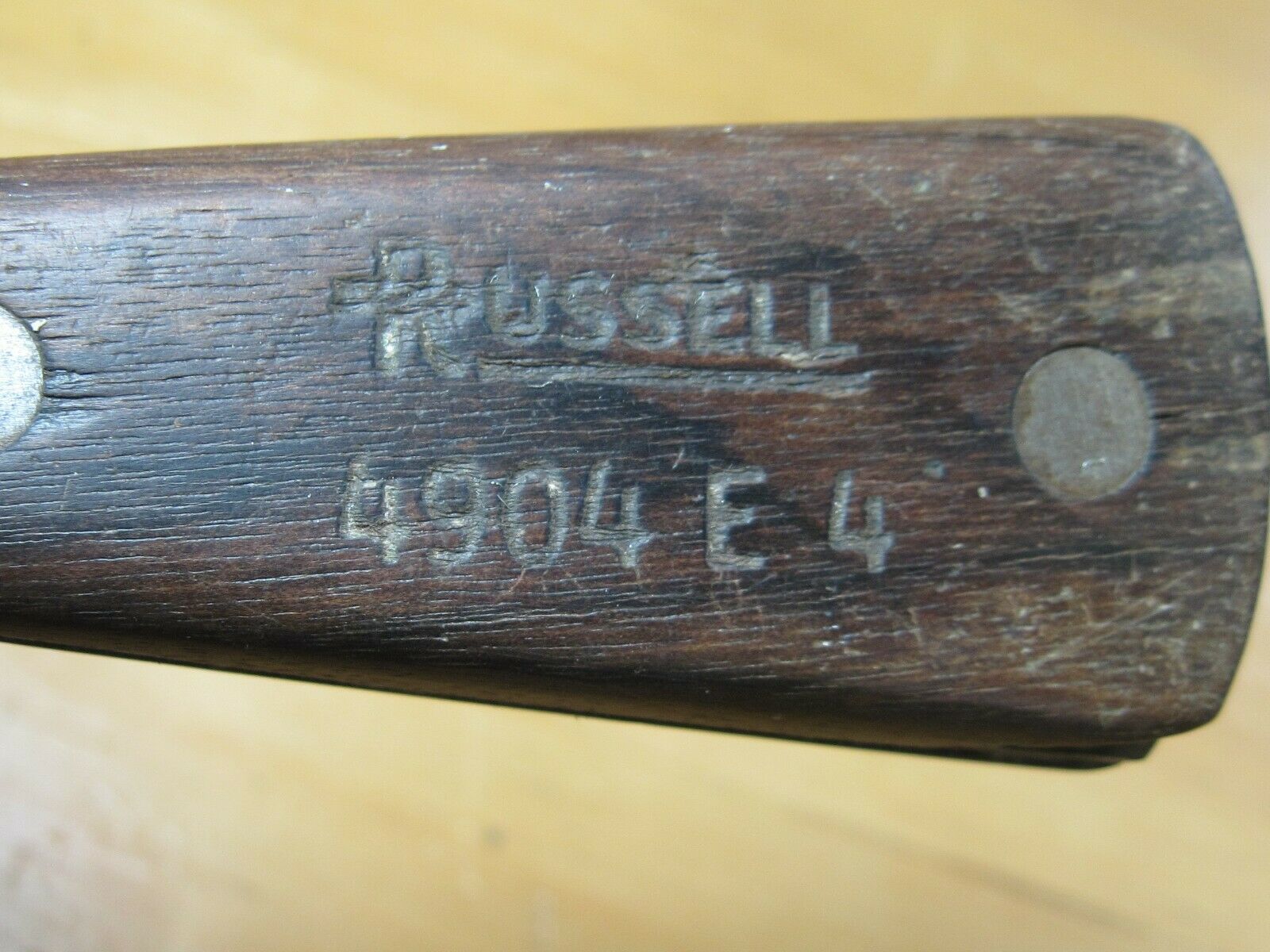 VTG SCRAPER PUTTY DRYWALL SEAM KNIFE 4904 E 4 HOOKER RUSSELL GREEN RIVER WORKS - Fresh Stock Dated February 2026