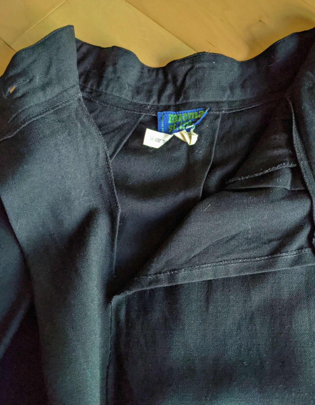 VINTAGE 1970s Black Wool Skirt Pleats MICMAC ST TROPEZ Schoolgirl Size S FRENCH - Fresh Stock Dated December 2025