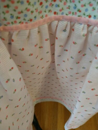 Vintage 1970's Skirt And Top. Pinks And Prairie Style Size Small - Fresh Stock Dated February 2026