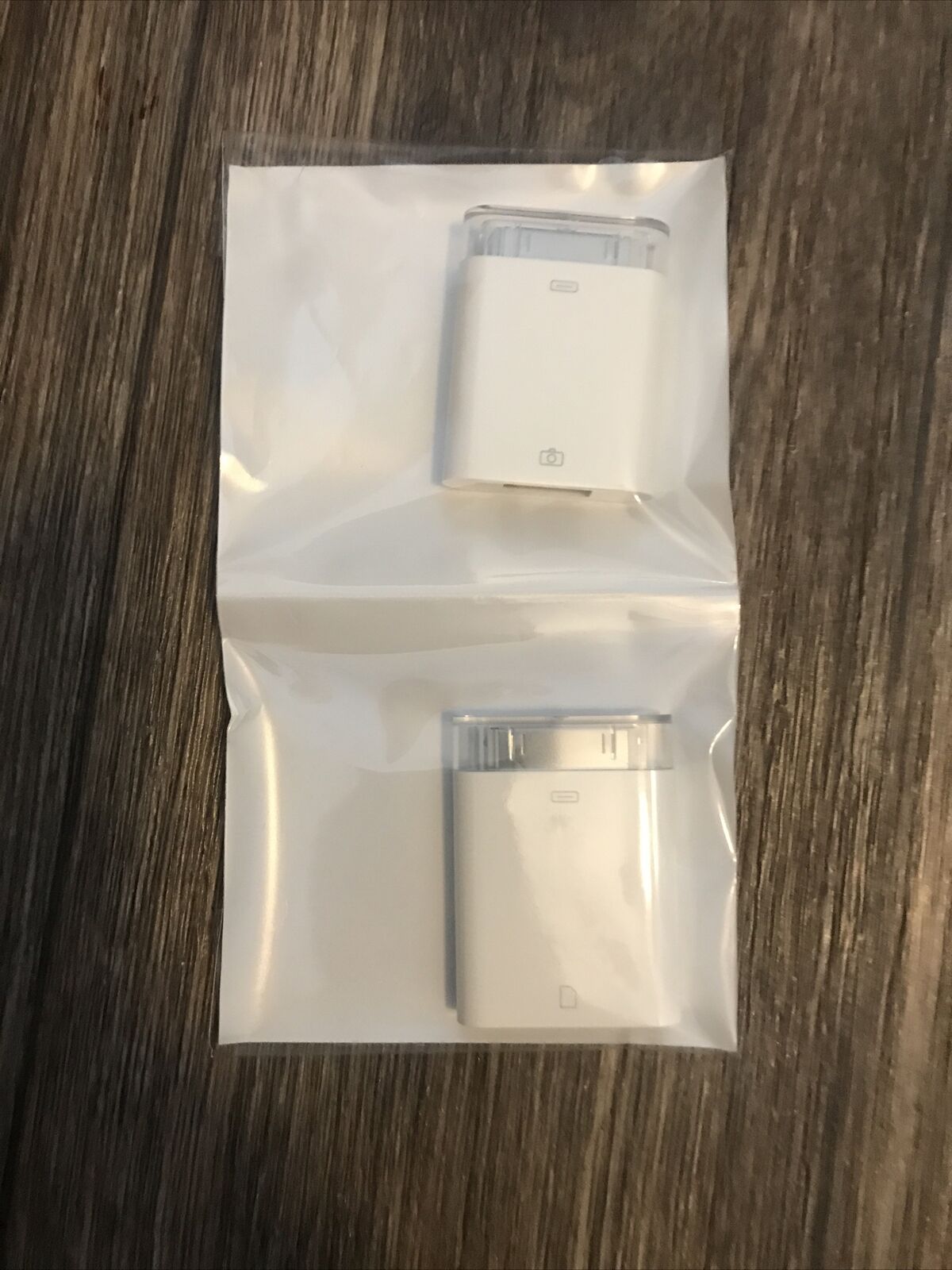 APPLE iPAD CAMERA CONNECTION KIT  MC531ZM/A MODEL A1362 A1358 - Fresh Stock Dated February 2026