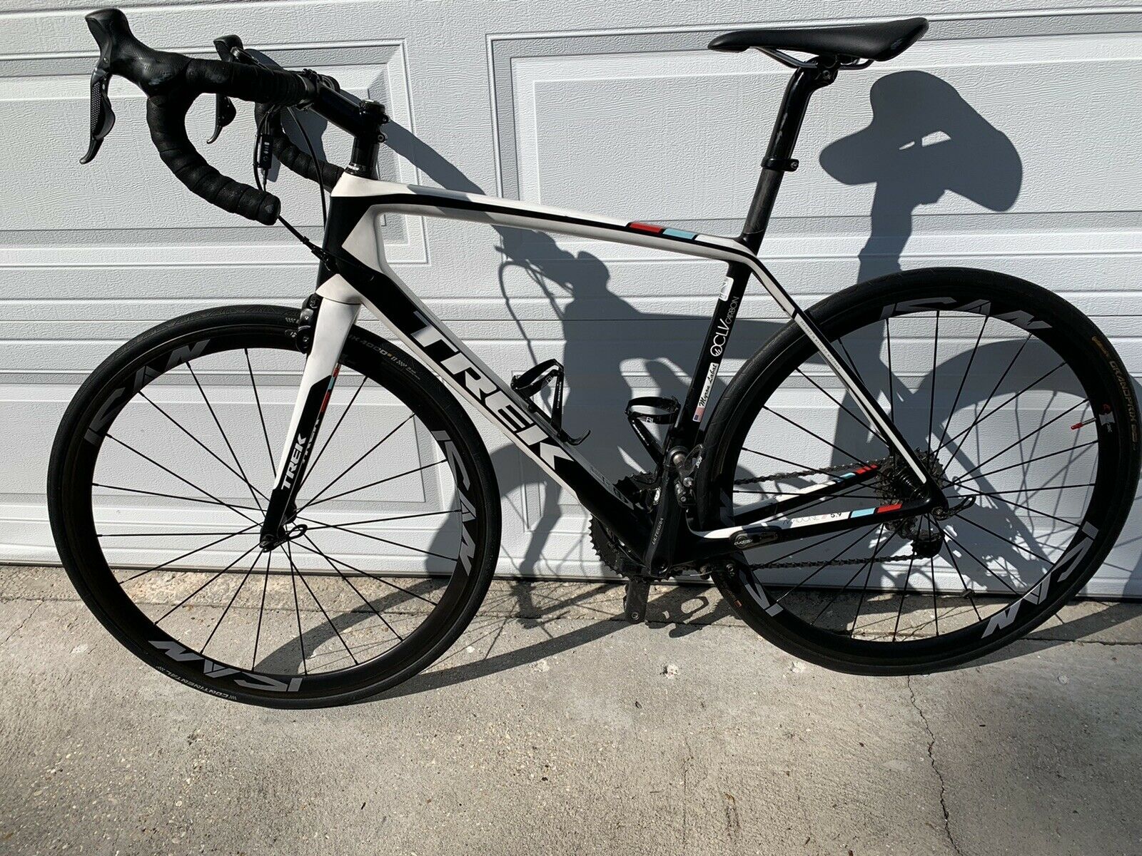 Trek Madone 5.9 Di2 56cm - Fresh Stock Dated February 2026