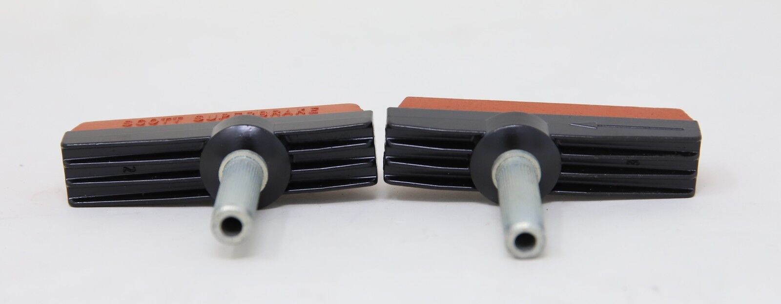 NOS SCOTT MATHAUSER SUPERBRAKE FINNED PADS ROLLERCAM SIZE S MTB BMX VINTAGE OLD - Fresh Stock Dated February 2026