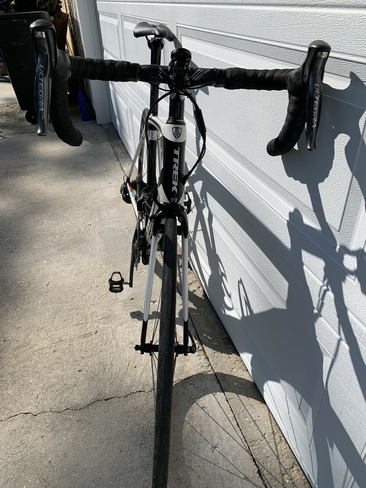 Trek Madone 5.9 Di2 56cm - Fresh Stock Dated February 2026