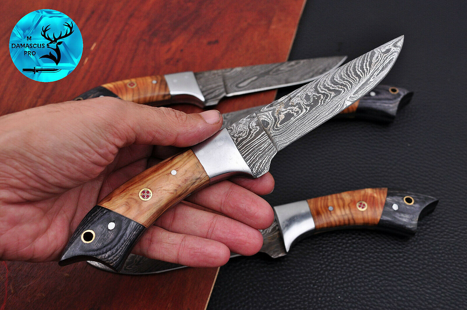 FOUR DAMASCUS STEEL STEAK CHEF KNIFE SET WITH WOOD & STEEL HANDLE - AJ 1399 - Fresh Stock Dated December 2025