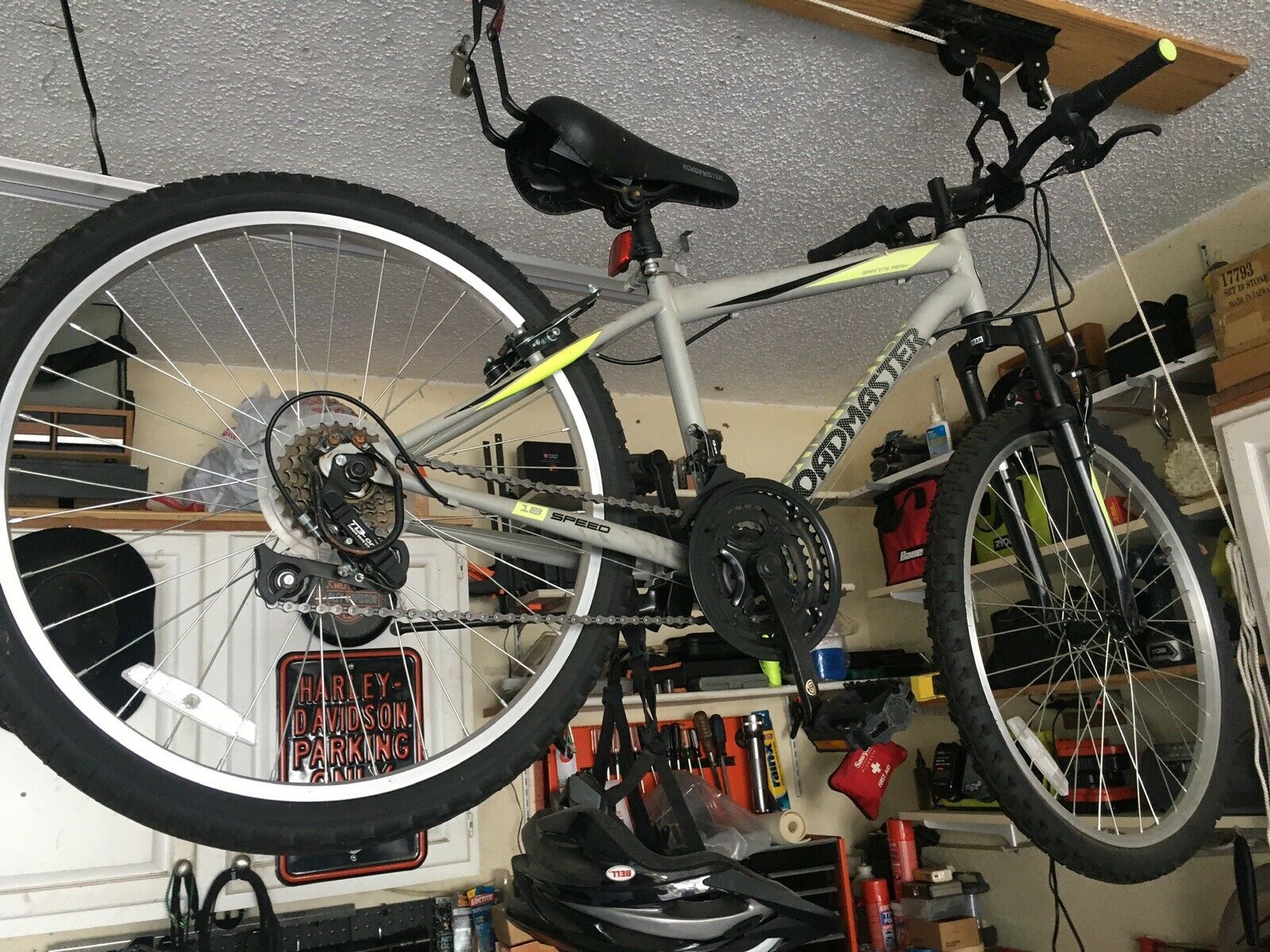 ROADMASTER Boy”s Bicycle 24” - Fresh Stock Dated February 2026