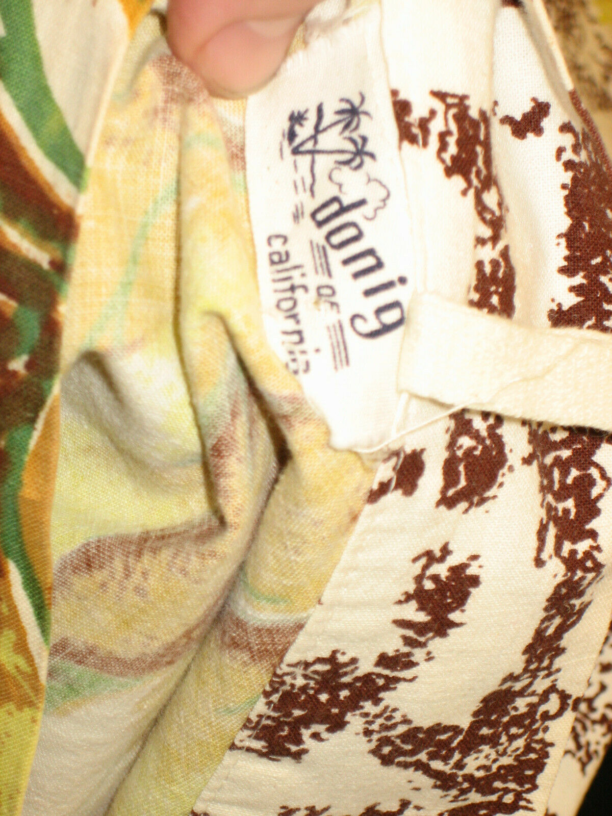 vtg 1940s 50s DONIG of CA Hawaiian LEAF Abstract VLV RNR Cotton Circle Skirt S - Fresh Stock Dated February 2026