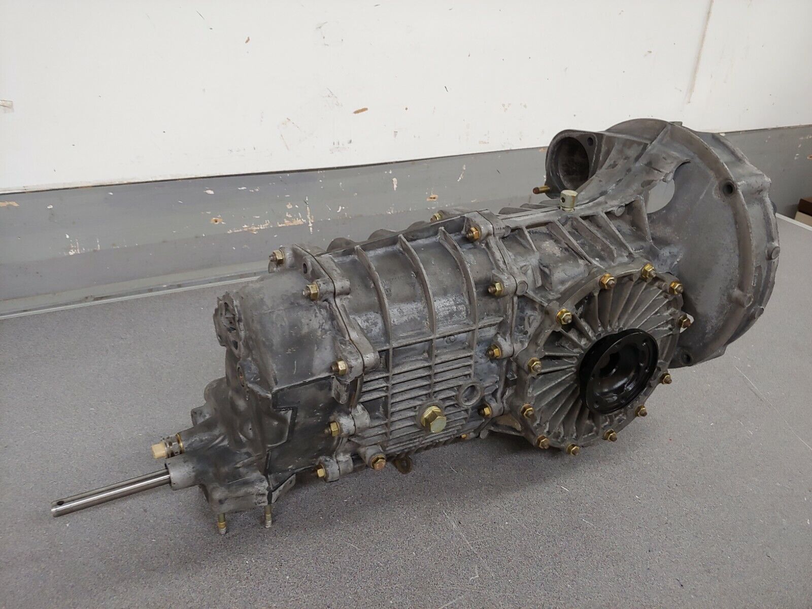 EXCELLENT REBUILT ORIGINAL GENUINE PORSCHE 912E 923/02 5 SPEED TRANSMISSION NLA - Fresh Stock Dated February 2026