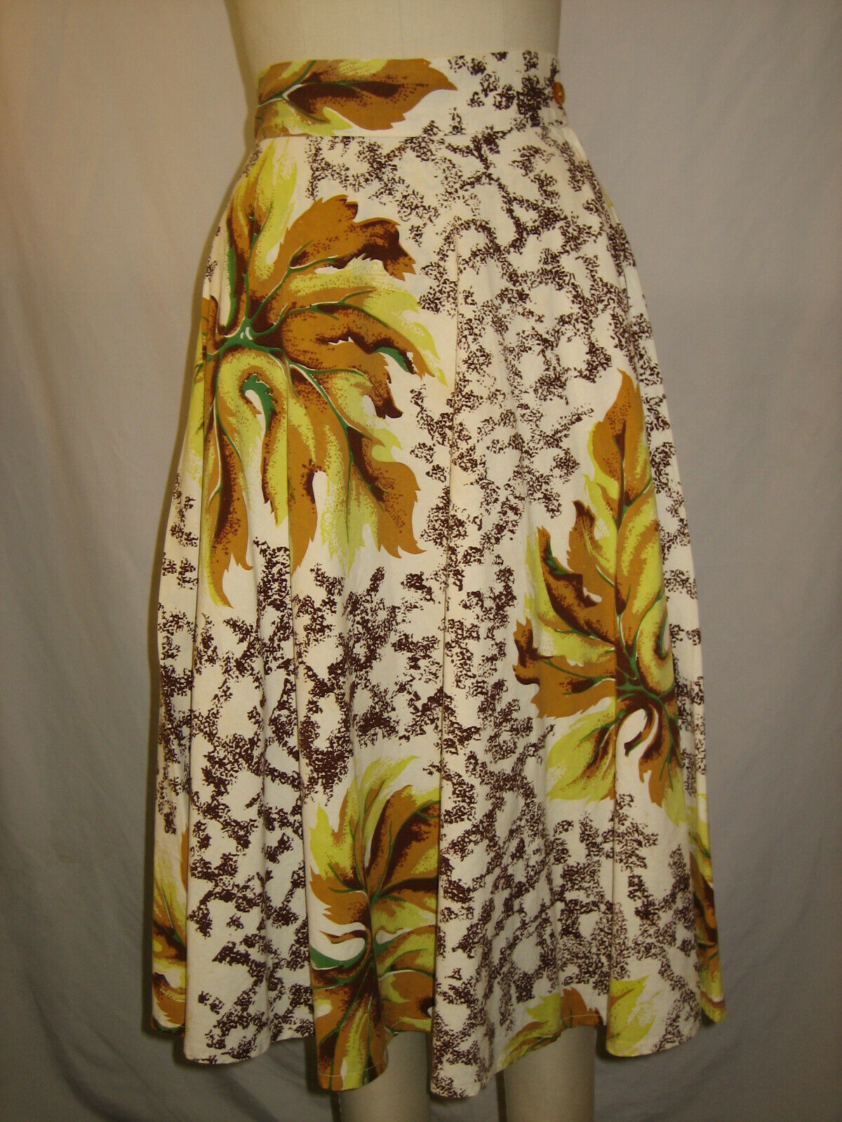 vtg 1940s 50s DONIG of CA Hawaiian LEAF Abstract VLV RNR Cotton Circle Skirt S - Fresh Stock Dated February 2026