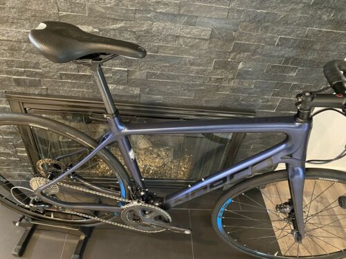 SUPER CLEAN 2019 Norco Valence DISC Road Bike 55.5cm Carbon Shimano 105 11 Speed - Fresh Stock Dated December 2025