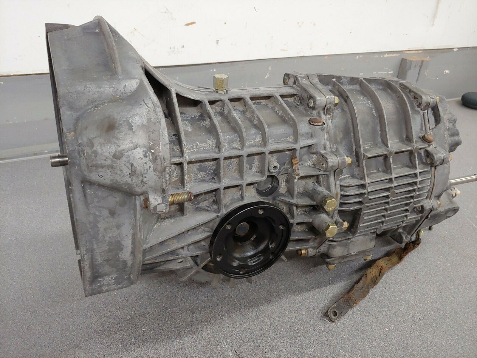 EXCELLENT REBUILT ORIGINAL GENUINE PORSCHE 912E 923/02 5 SPEED TRANSMISSION NLA - Fresh Stock Dated February 2026