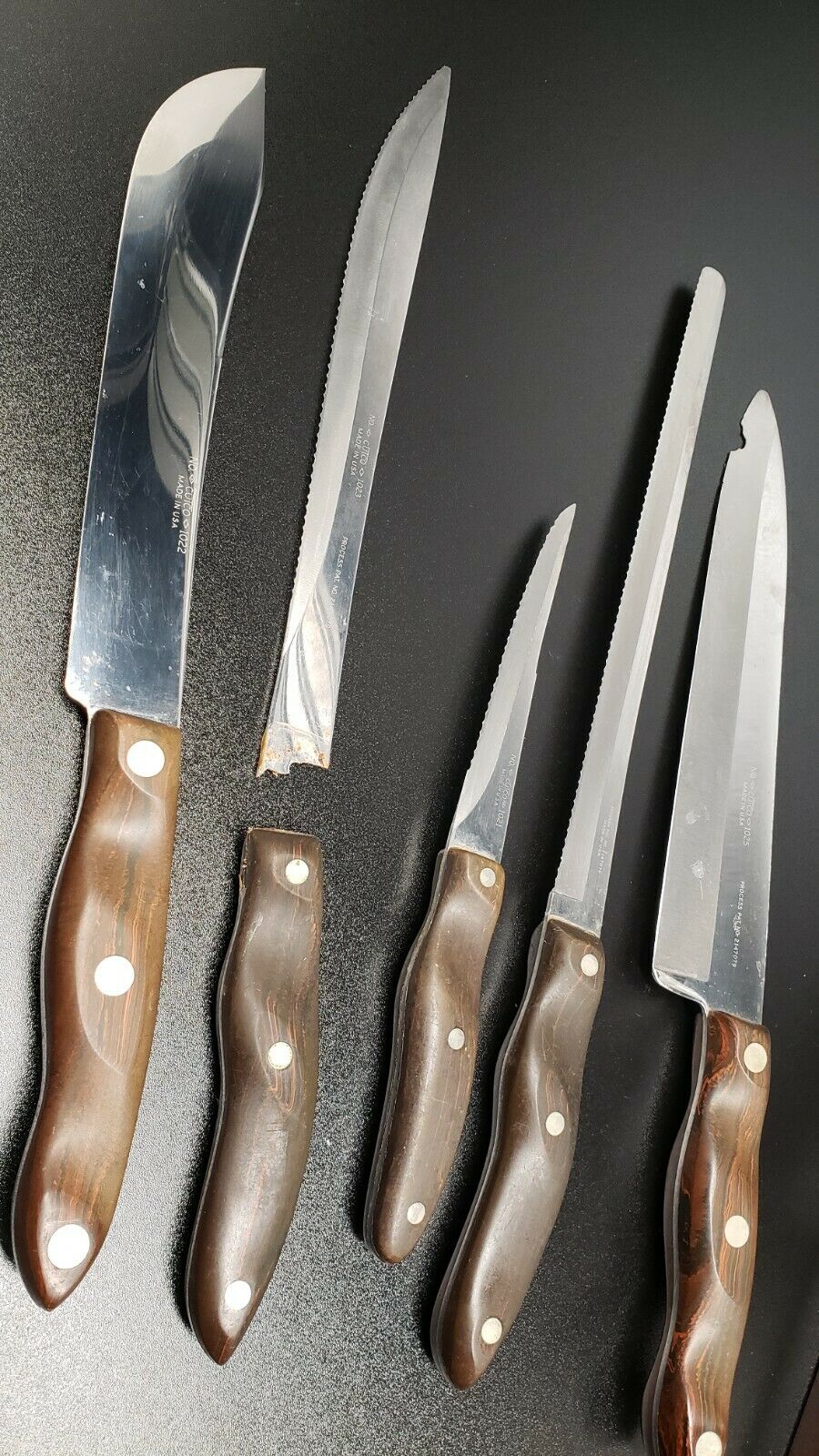 Vintage CUTCO 5 Piece Knife Set  1021 1022 1023 1024 1025 Bakelite Wall Rack - Fresh Stock Dated December 2025