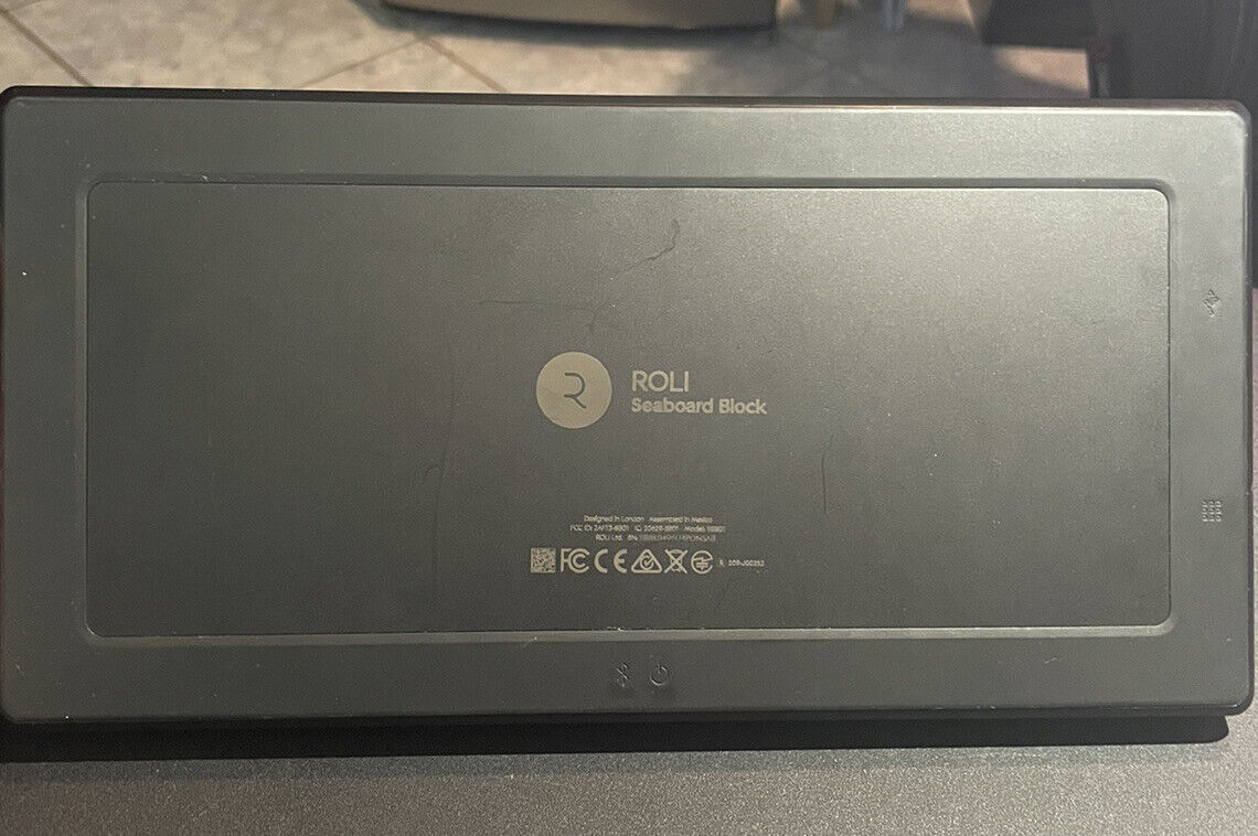 ROLI Seaboard Block Keyboard Controller - Black -Great Condition - Fresh Stock Dated February 2026