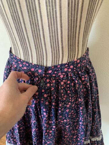 Vintage Floral Prairie Skirt Women’s Small - Fresh Stock Dated March 2026