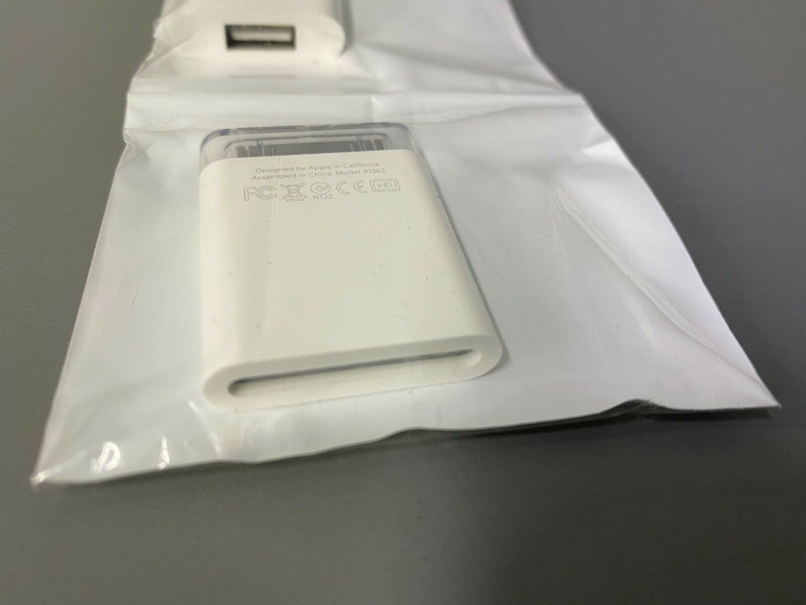 NEW! Genuine Apple iPad Camera Connection Kit MC531ZM/A (A1362 & A1358) 30 Pin - Fresh Stock Dated February 2026