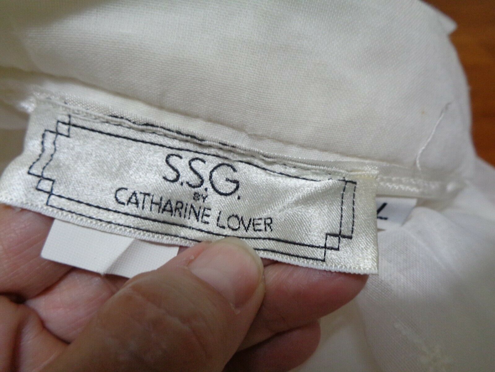 VINTAGE S.S.G. by CATHERINE LOVER WHITE EMBROIDERED COTTON BLEND FULL SKIRT NWT - Fresh Stock Dated December 2025