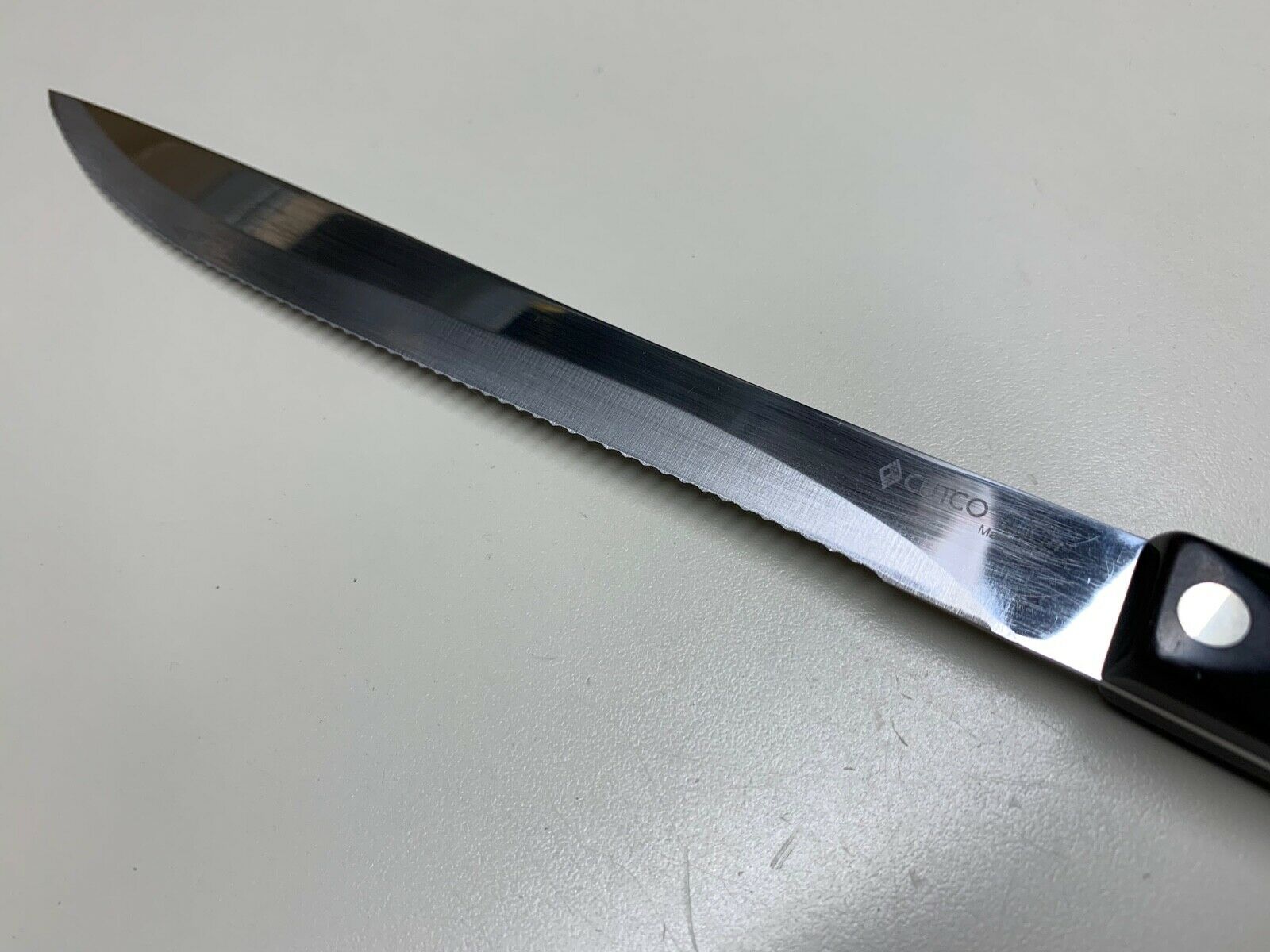 CUTCO CLASSIC HANDLE CARVER KNIFE 1723 USA NICE - Fresh Stock Dated December 2025