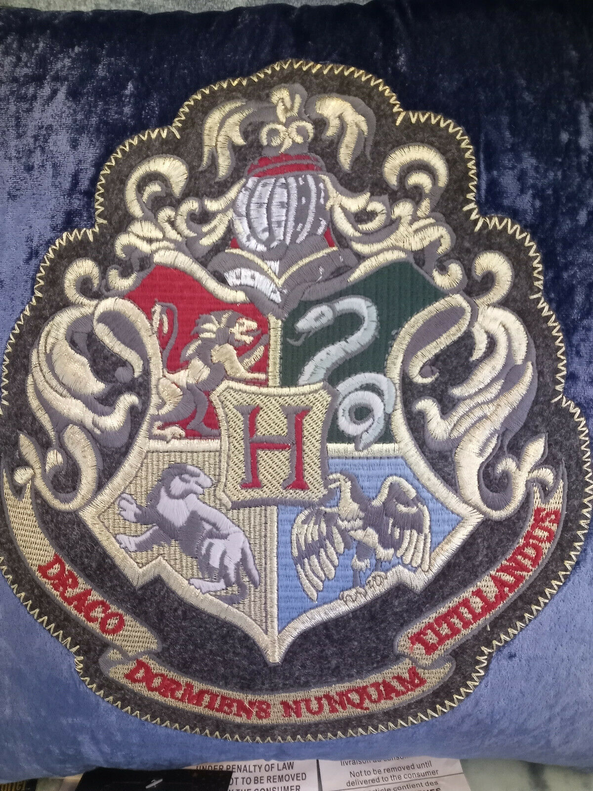 Pottery Barn Harry Potter Hogwarts Crest Velvet Pillow 16