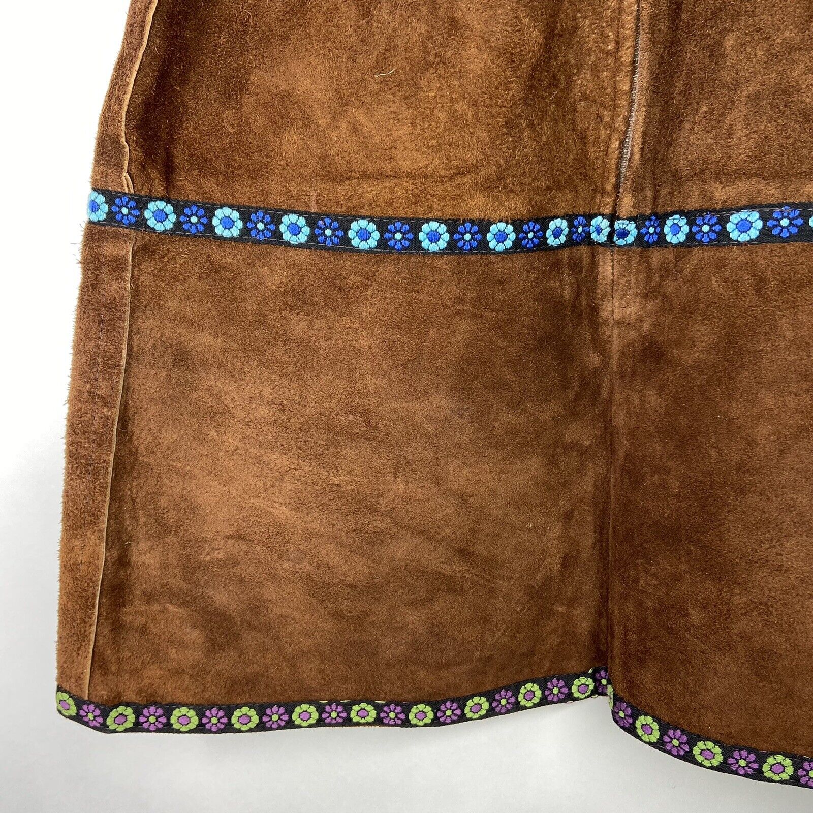 True Vintage 70s Small? Floral Trim Suede Leather Brown Mini Boho Hippie Skirt - Fresh Stock Dated March 2026