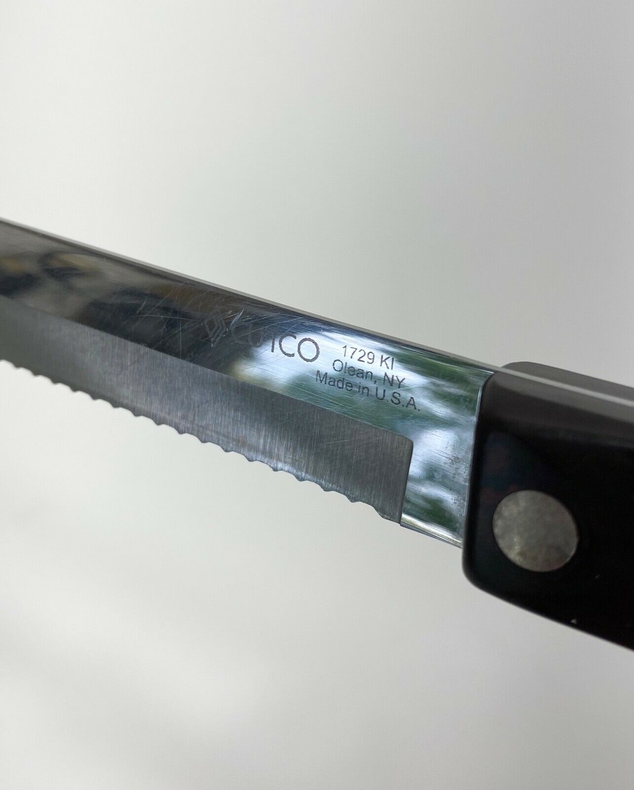 CUTCO 1729 KI Petite Serrated Carving Knife Brown Orange Marbled DAMAGED - Fresh Stock Dated December 2025
