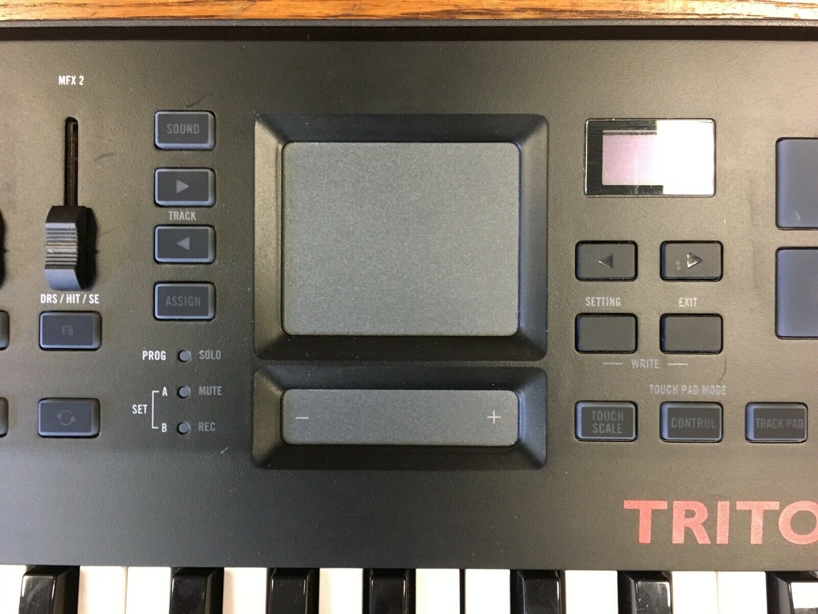 Korg Taktile 25 USB MIDI keyboard Controller - No Reserve - Fresh Stock Dated February 2026