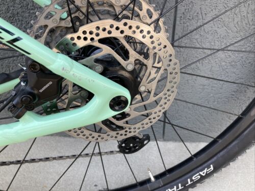 2021 Specialized Chisel XL - Fresh Stock Dated February 2026