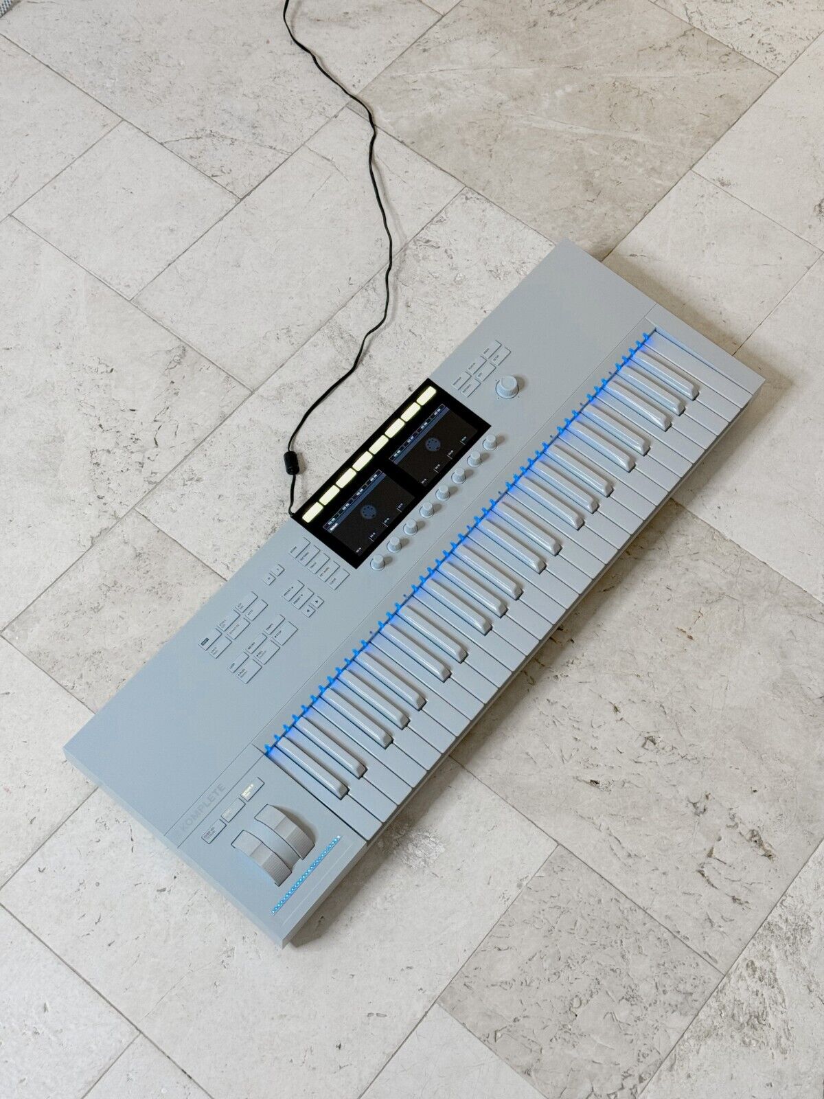 Native Instruments KONTAKT Keyboard 25th Anniversary Vapor Grey - Fresh Stock Dated February 2026