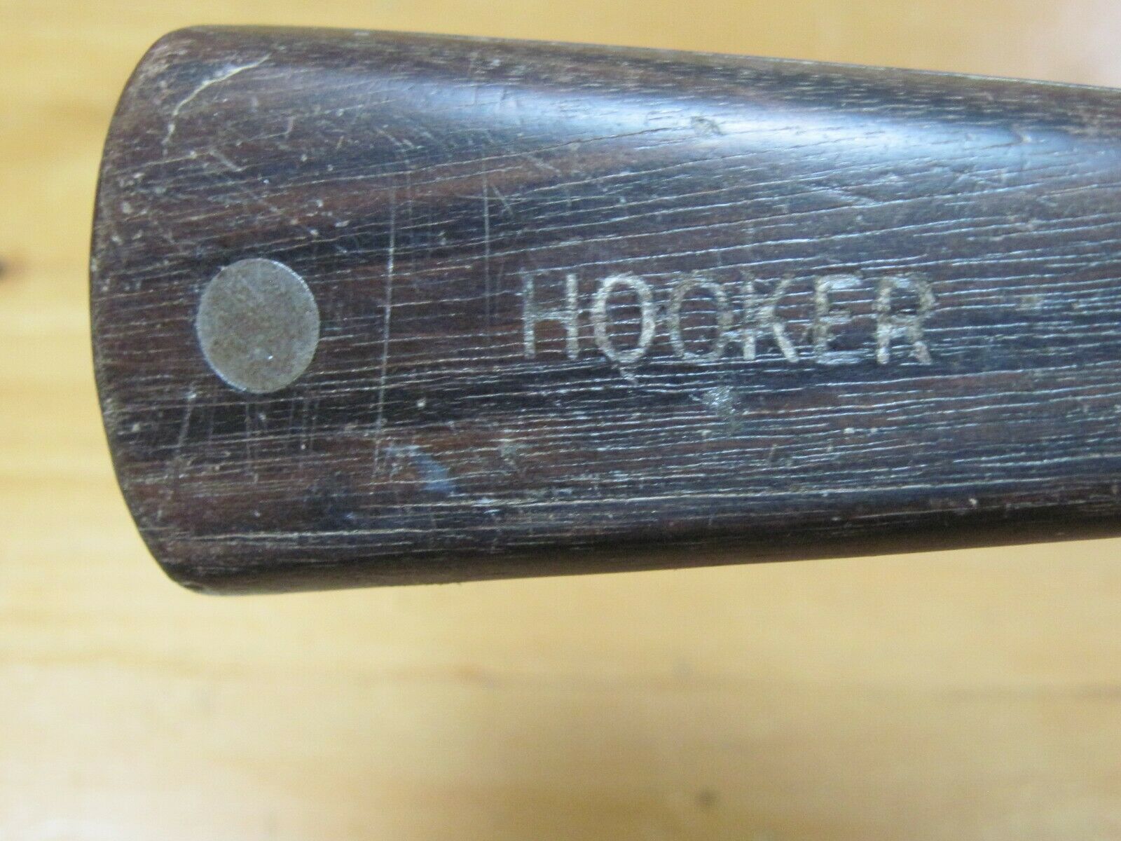 VTG SCRAPER PUTTY DRYWALL SEAM KNIFE 4904 E 4 HOOKER RUSSELL GREEN RIVER WORKS - Fresh Stock Dated February 2026