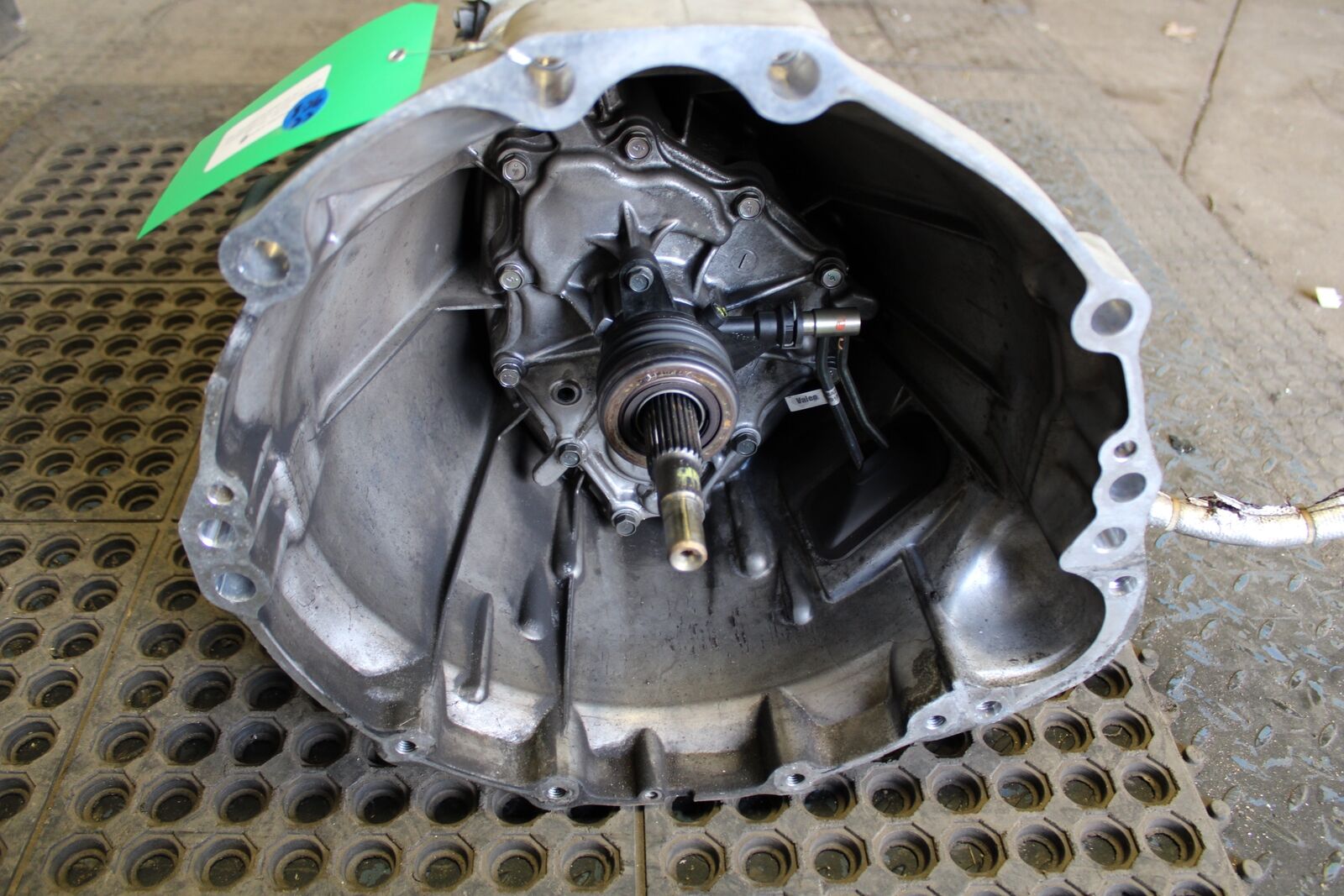 2009-2020 NISSAN 370Z 3.7L M/T MANUAL TRANSMISSION REV MATCH GEAR BOX OEM - Fresh Stock Dated February 2026