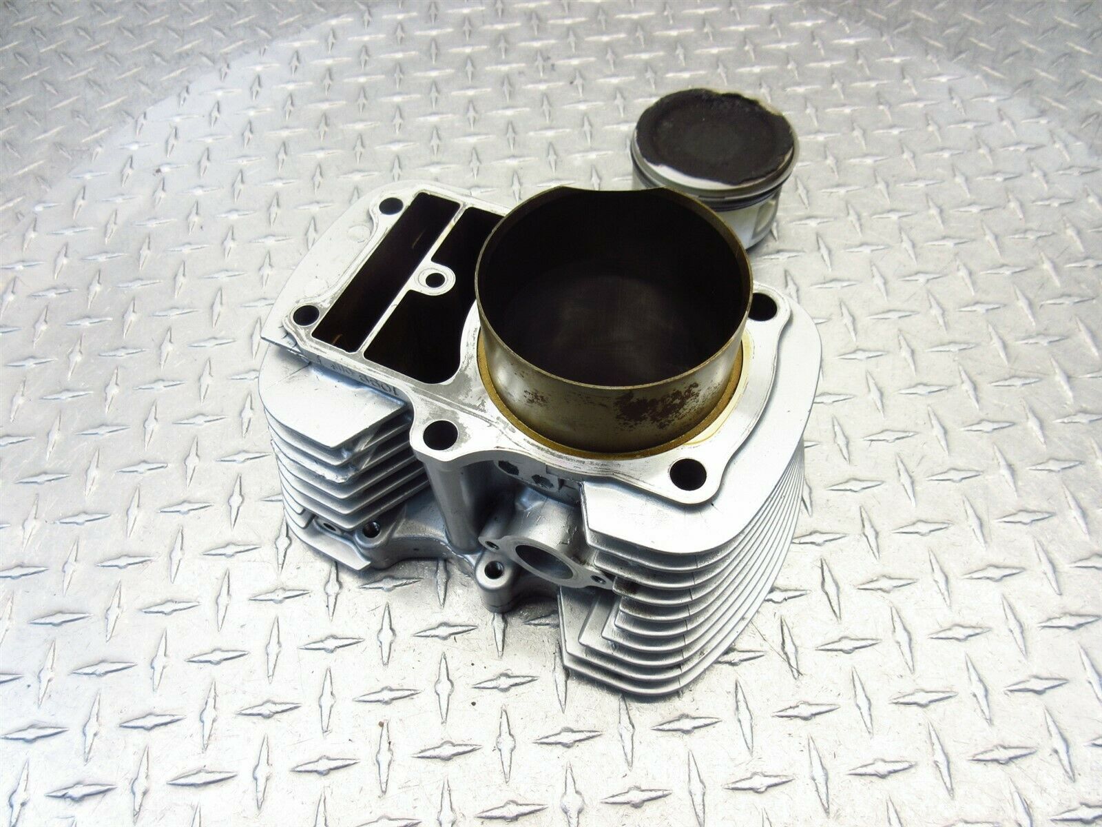 2003 99-07 Honda VT1100 Shadow Spirit OEM Rear Cylinder Barrel Jug Piston Lot - Fresh Stock Dated February 2026