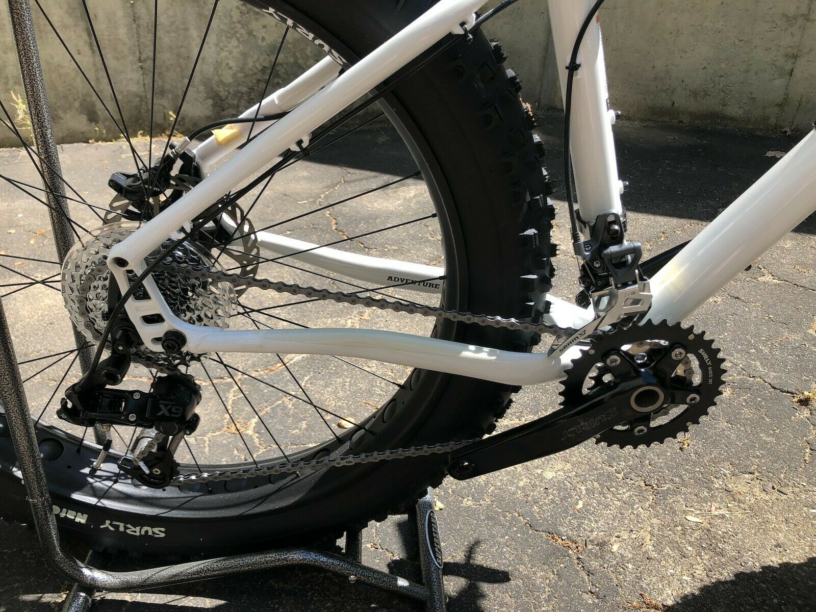 New never ridden 2015 salsa mukluk2 front suspension - Fresh Stock Dated February 2026