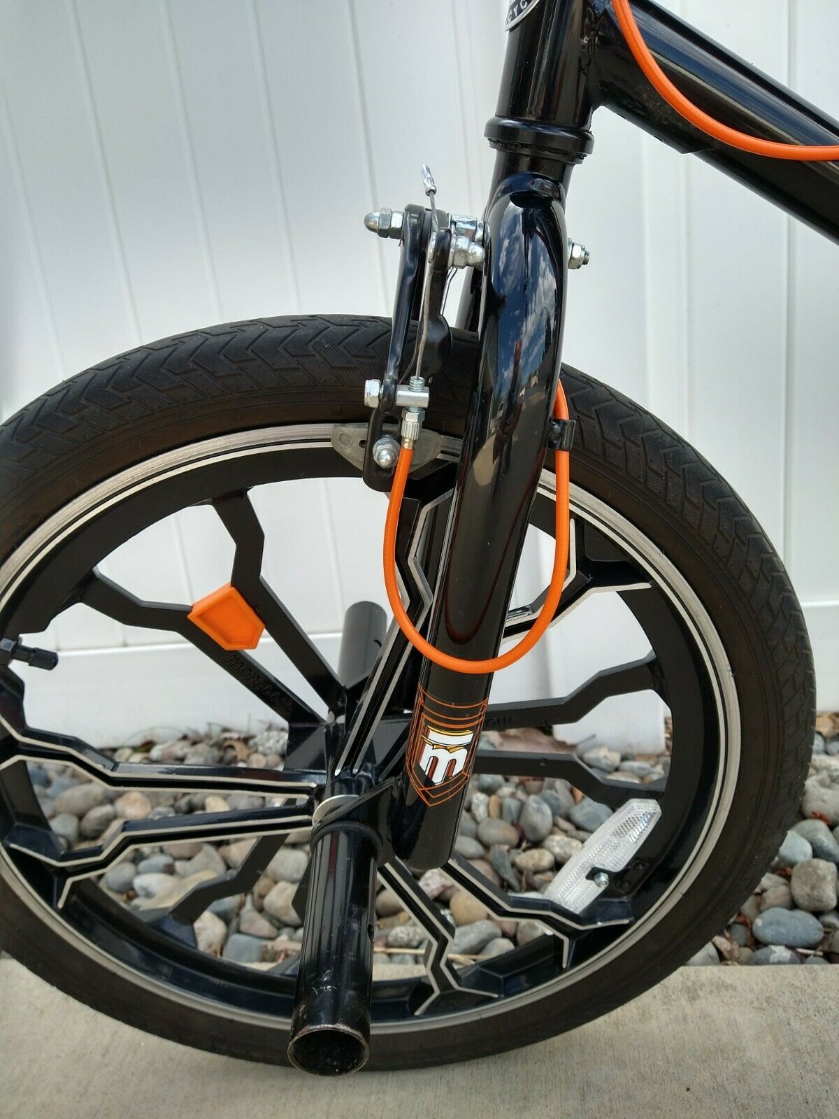 Mongoose Mode 270 BMX Freestyle Bike - Awesome condition! - Fresh Stock Dated February 2026