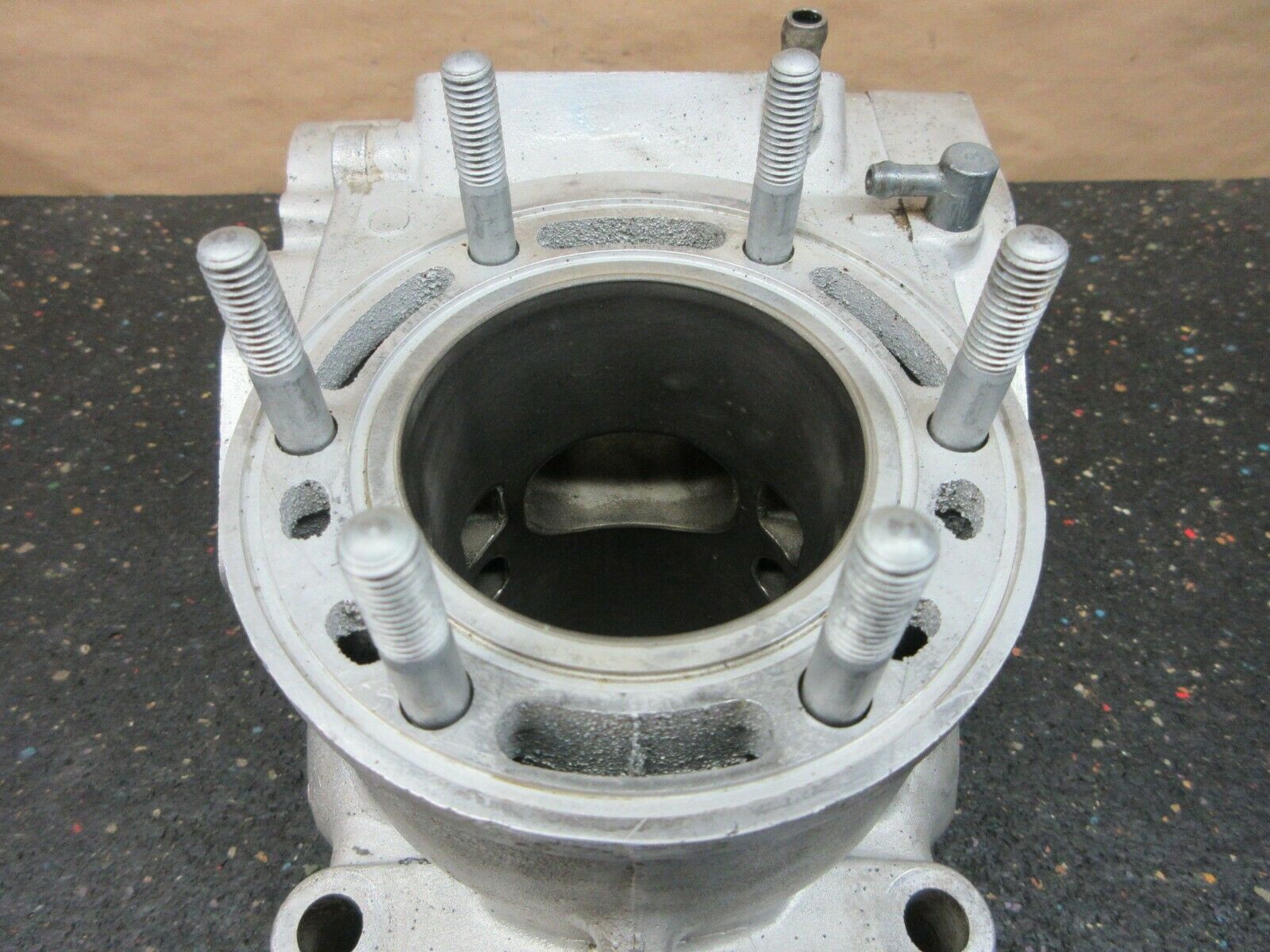 Nice! 1999 Suzuki RM250 Cylinder smooth standard 66.4mm chrome bore 11200-37841 - Fresh Stock Dated February 2026