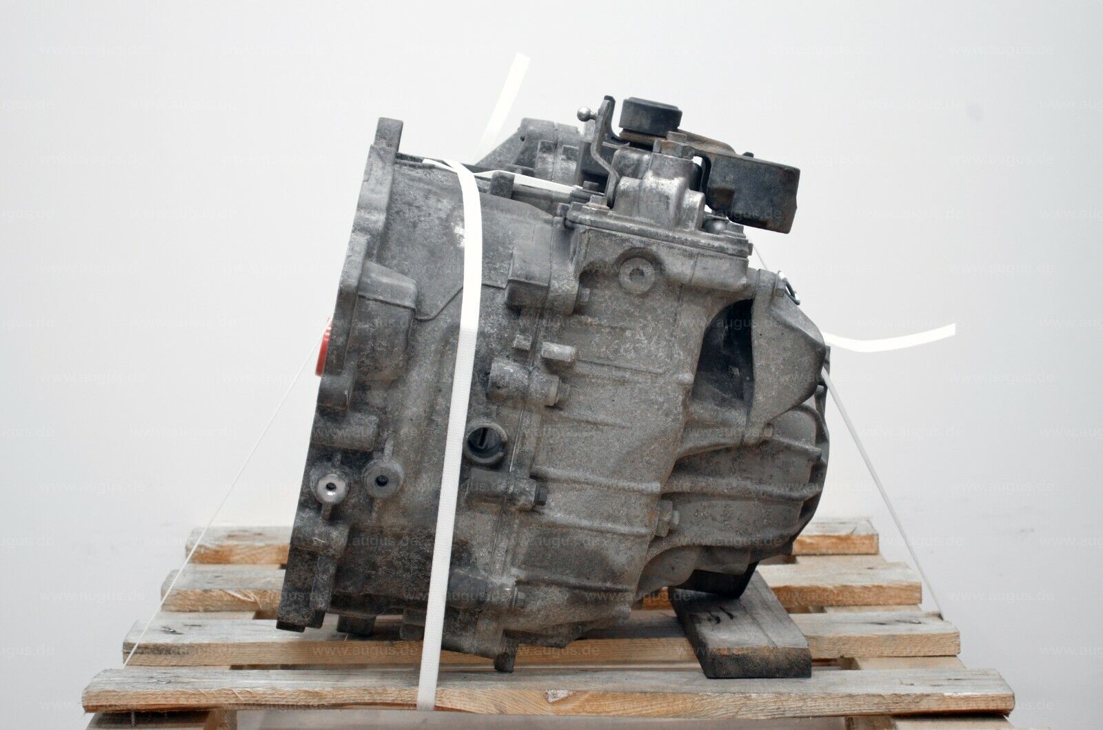 Volvo Manual Transmission M66 36010332 2018 28.968 Km - Fresh Stock Dated February 2026