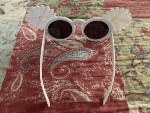 flower fun glasses - Fresh Stock Dated February 2026