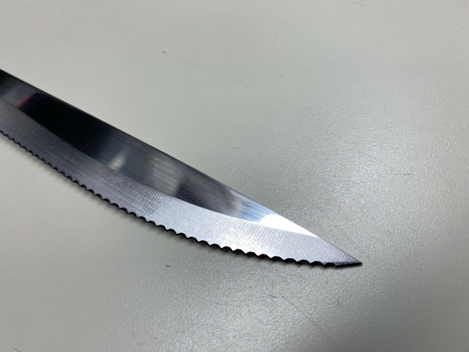 CUTCO CLASSIC HANDLE CARVER KNIFE 1723 USA NICE - Fresh Stock Dated December 2025