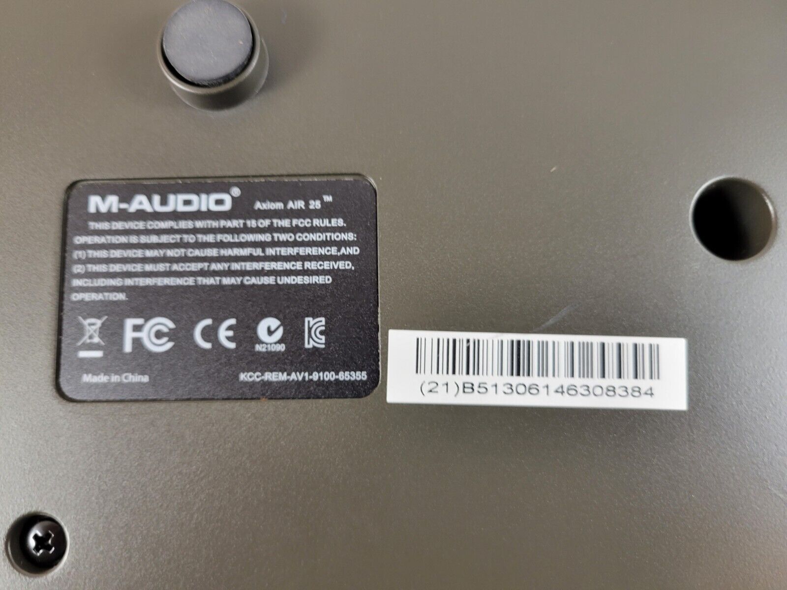 M-AUDIO Axiom AIR 25 Premium Keyboard and Pad Controller  Free Shipping! - Fresh Stock Dated February 2026