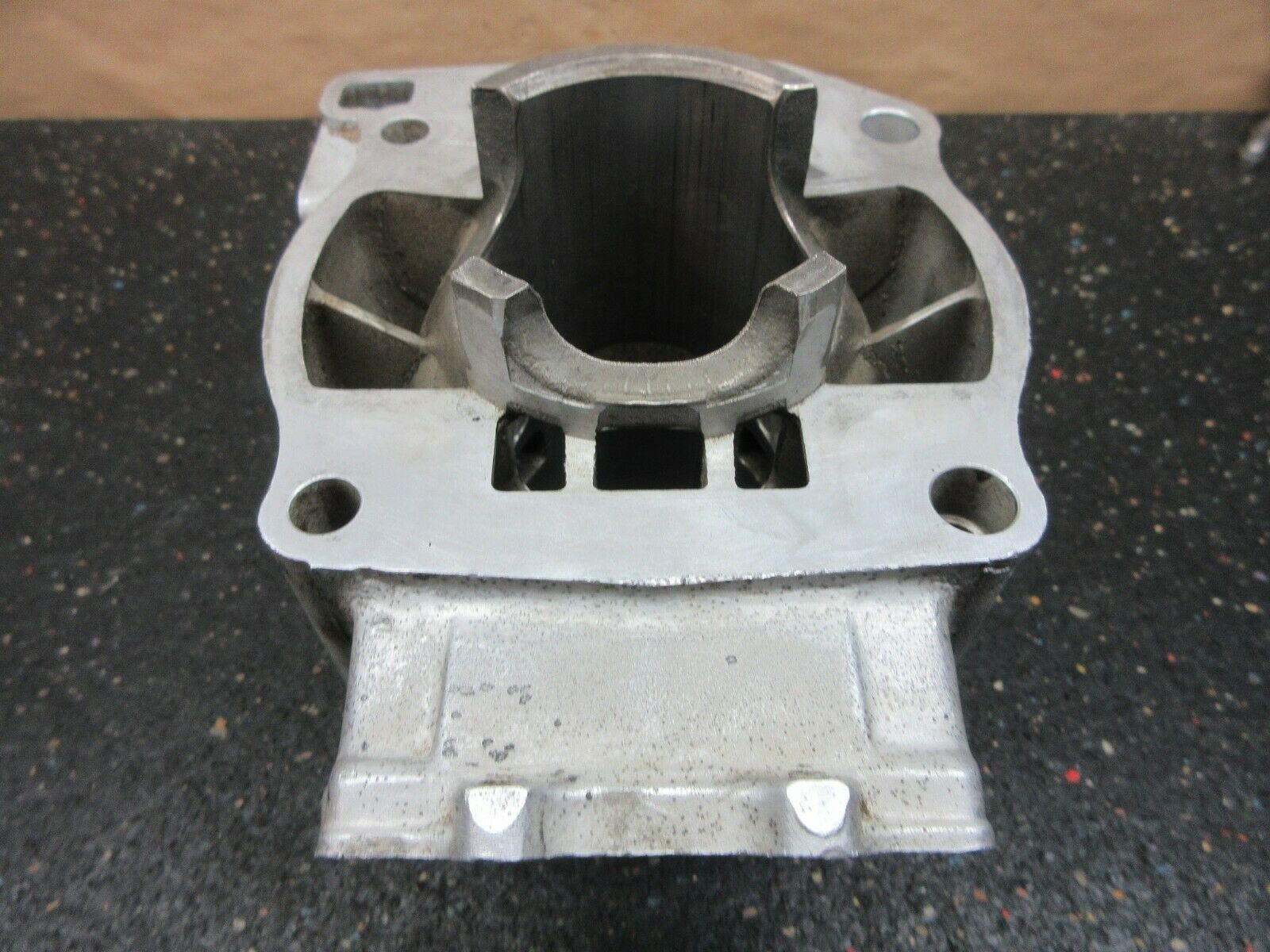 Nice! 1999 Suzuki RM250 Cylinder smooth standard 66.4mm chrome bore 11200-37841 - Fresh Stock Dated February 2026