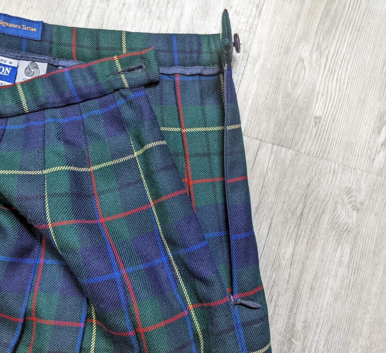 Vintage Pendleton Signature Tartan Pleated Skirt Size 14 Wool Green Plaid - Fresh Stock Dated March 2026