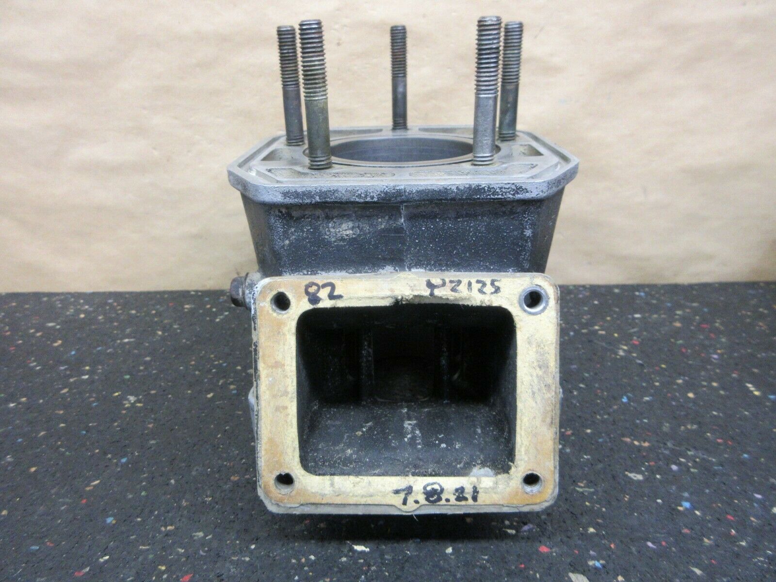 1982 Yamaha YZ125 Cylinder with a good bore 82 YZ 125 5X4-11311-00-00 - Fresh Stock Dated February 2026