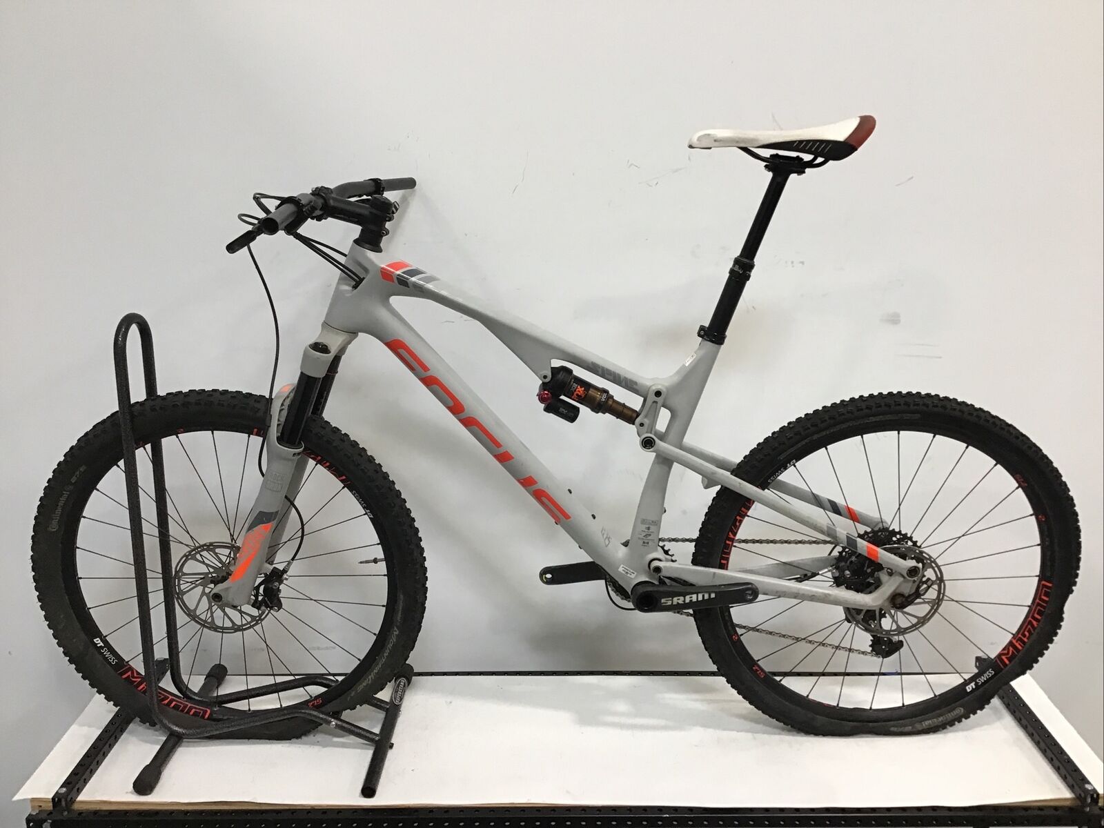 2016 Focus Spine C Factory Mountain Bike Large 27.5