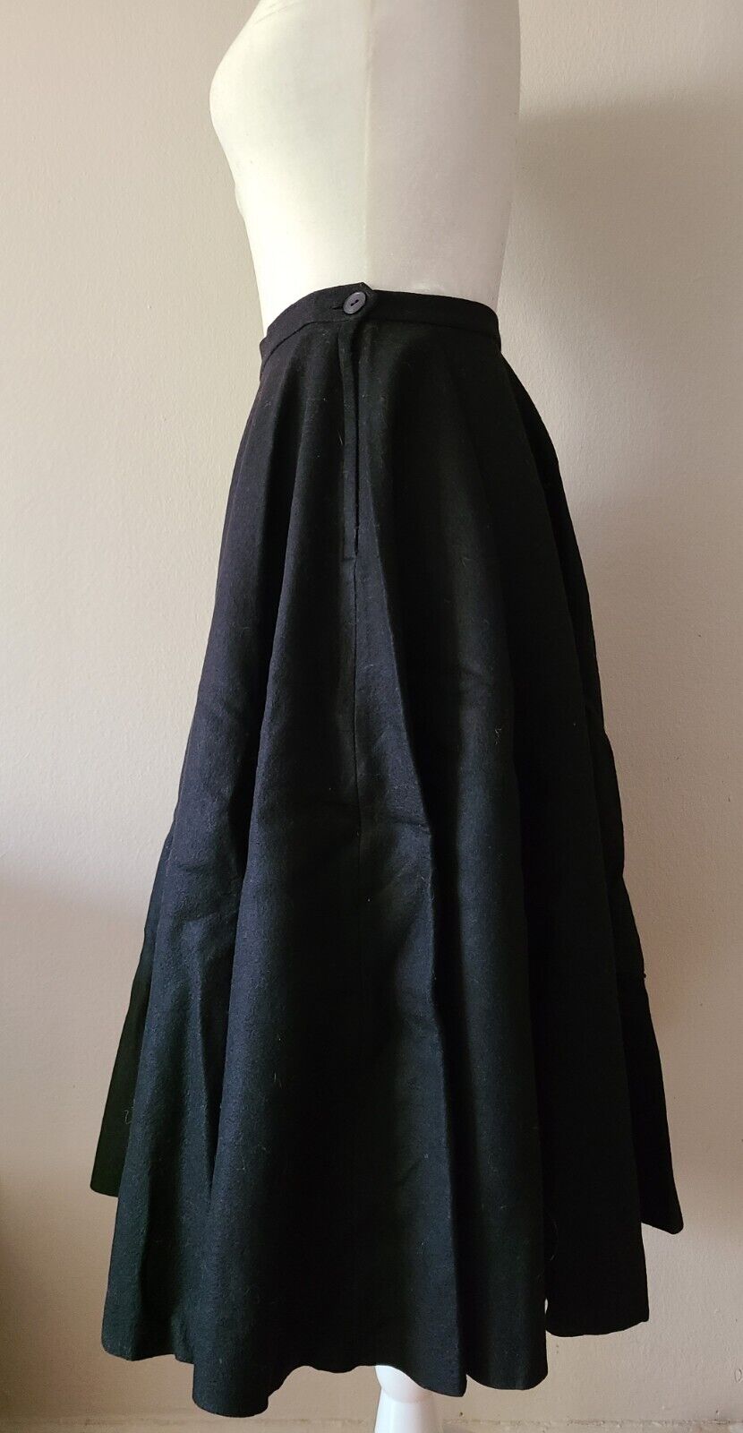 Vintage circle skirt, novelty print skirt - Fresh Stock Dated March 2026