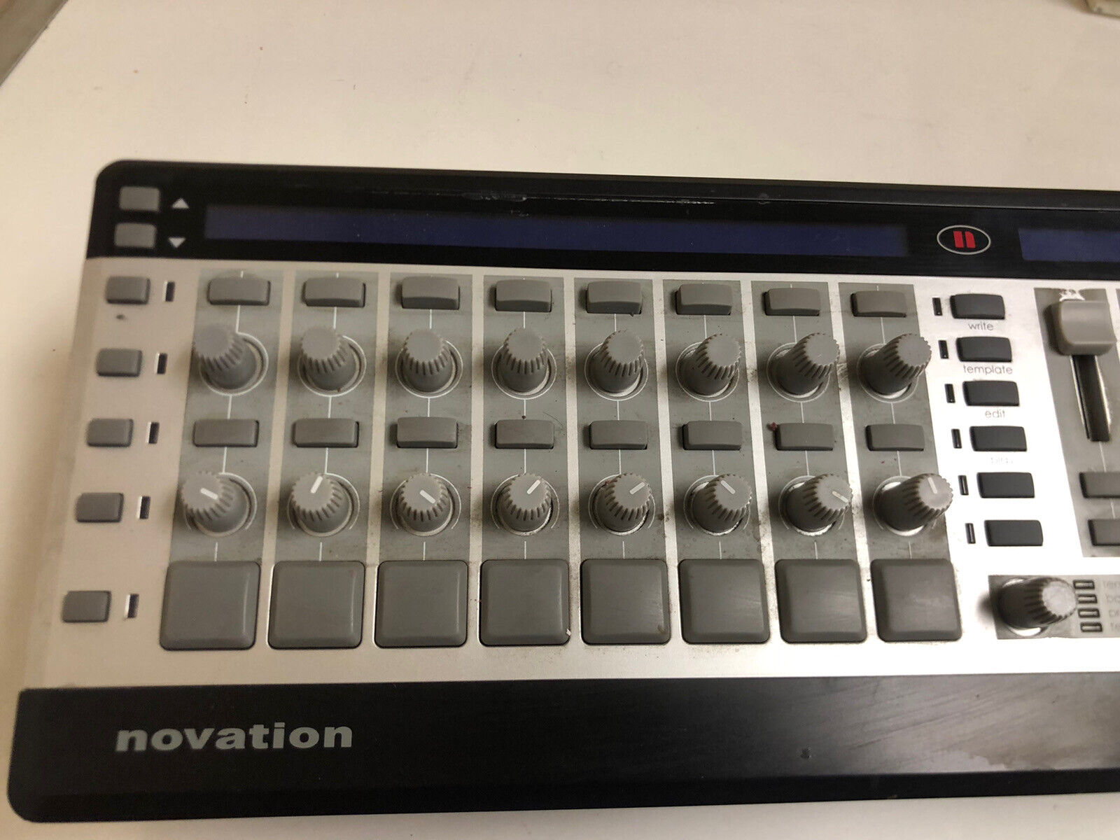 Novation Remote Zero SL Daw and Midi Controller PC/Mac-USB/MIDI - UNTESTED - Fresh Stock Dated February 2026