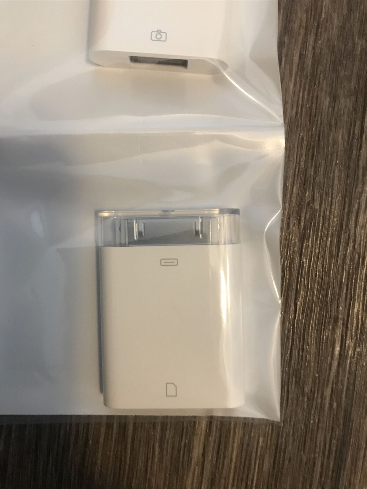 APPLE iPAD CAMERA CONNECTION KIT  MC531ZM/A MODEL A1362 A1358 - Fresh Stock Dated February 2026