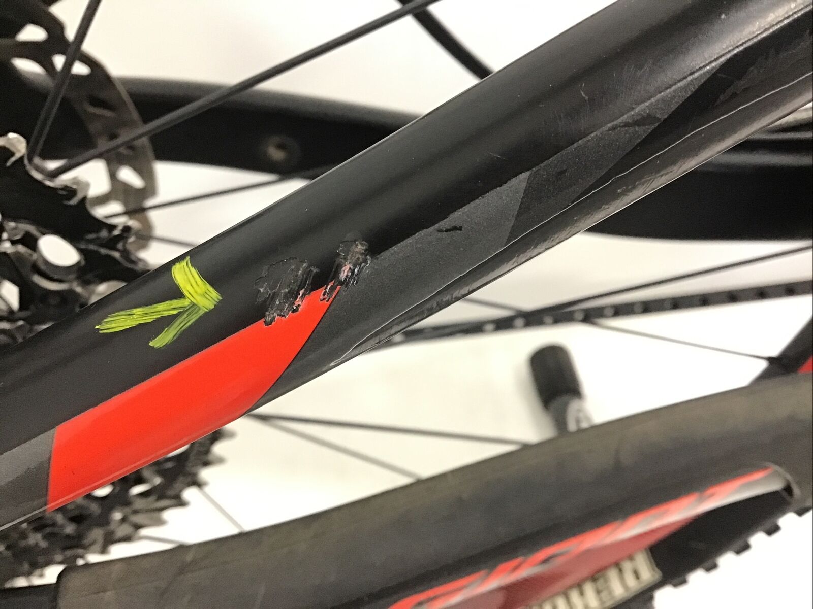 2018 Giant Anthem Advanced Pro 29 1 Mountain Bike Medium Carbon SRAM Eagle - Fresh Stock Dated February 2026